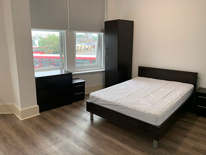 1 Bedroom Studio To Rent In Warspite Road, Studio London, SE18