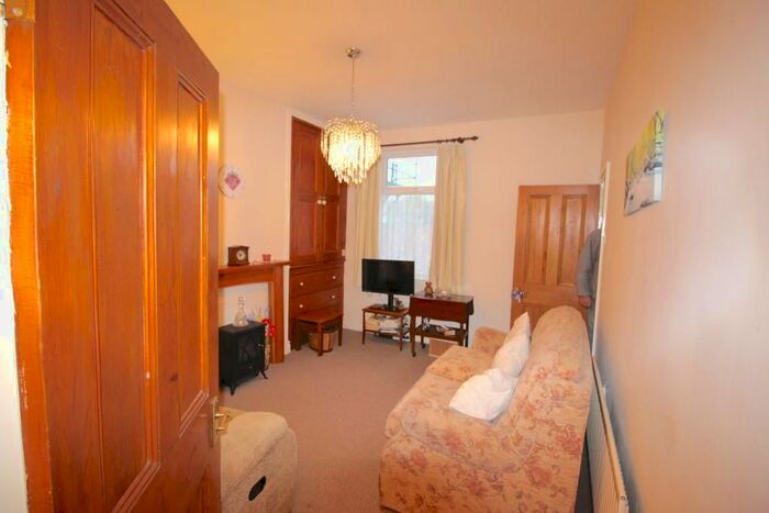1 Bedroom Flat To Rent In Corporation Street, Stafford, Staffordshire, ST16