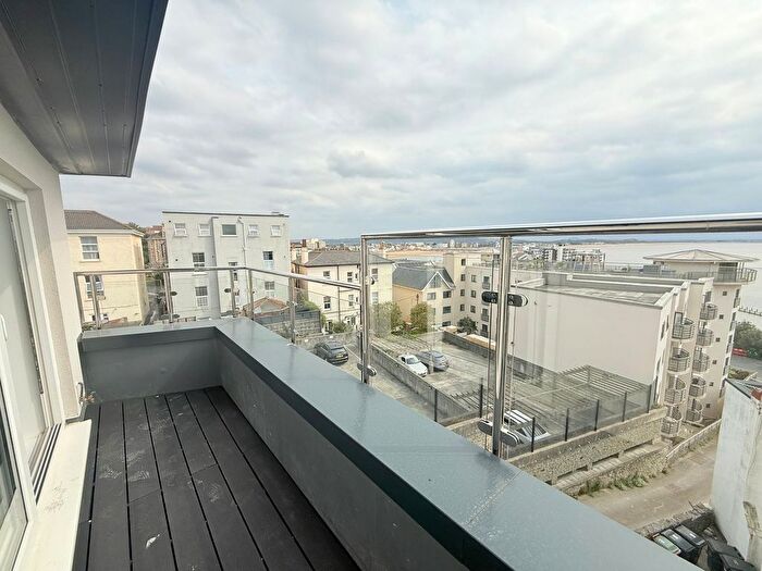 1 Bedroom Flat To Rent In Madeira Road, West Super Mare, BS23