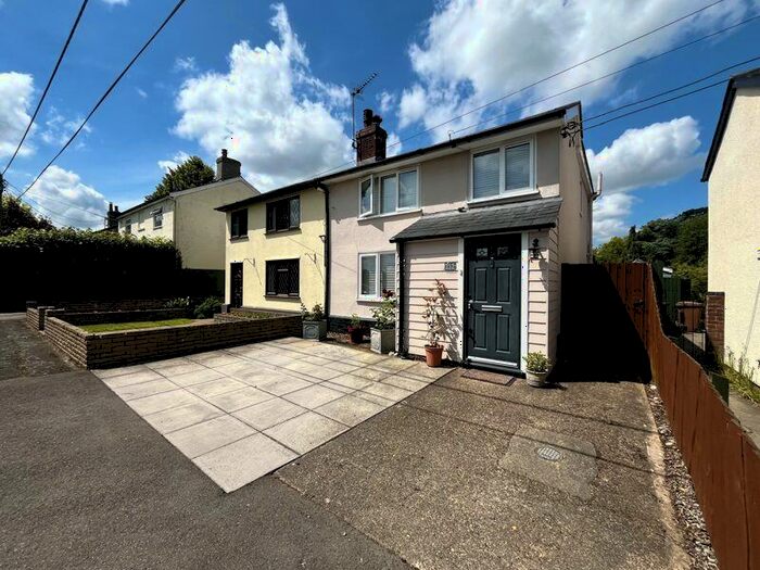 3 Bedroom Semi-Detached House For Sale In White Elm Road, Woolpit, IP30