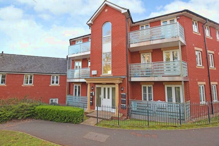 2 Bedroom Apartment To Rent In Exeter, EX2