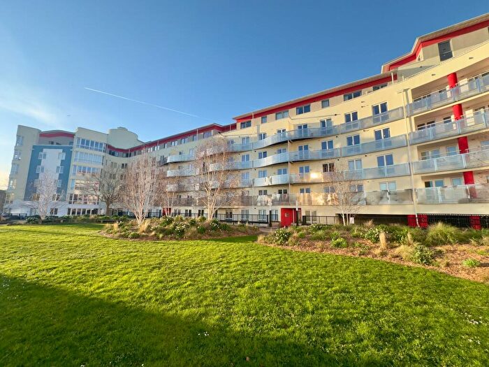 1 Bedroom Flat To Rent In Harbourside, The Crescent, BS1