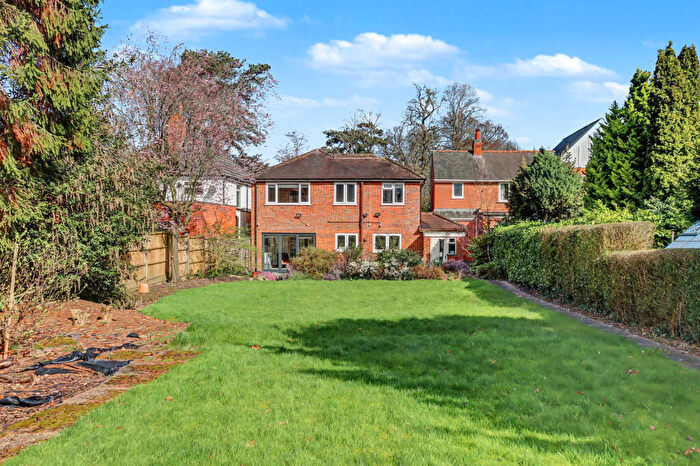 4 Bedroom Detached House For Sale In Leicester Road, Glenfield, LE3