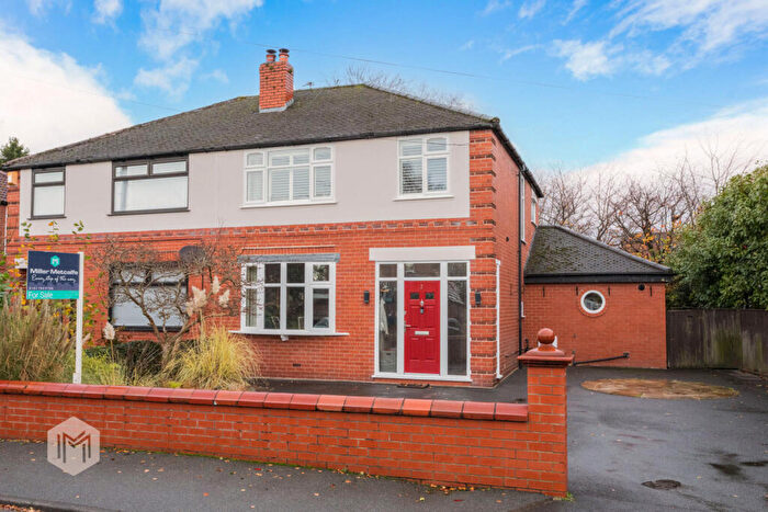 3 Bedroom Semi Detached House For Sale In Duchy Avenue, Worsley, Manchester, M28