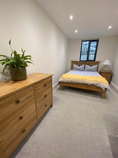 2 Bedroom Flat To Rent In Conyngham Road, Manchester, M14