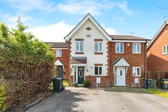 2 Bedroom Property To Rent In Park Wood Close, Kingsnorth, Ashford, TN23