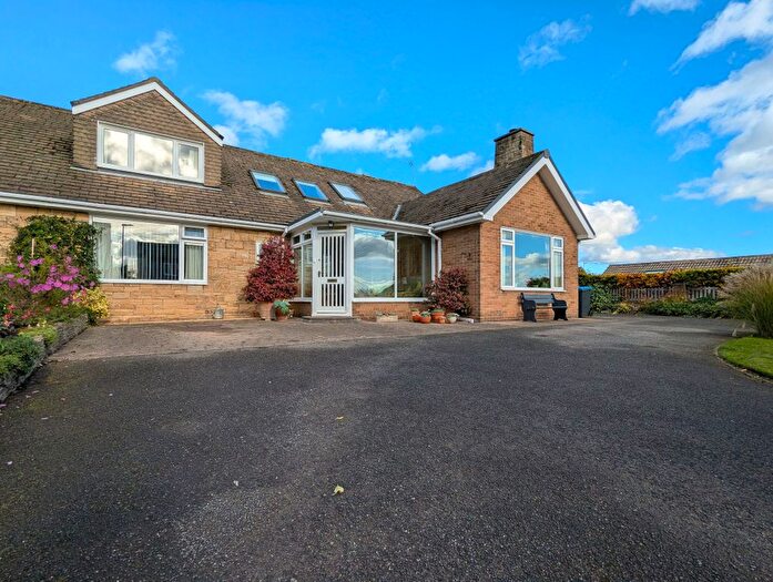 4 Bedroom Bungalow For Sale In Arcadia Avenue, Chester Le Street, DH3