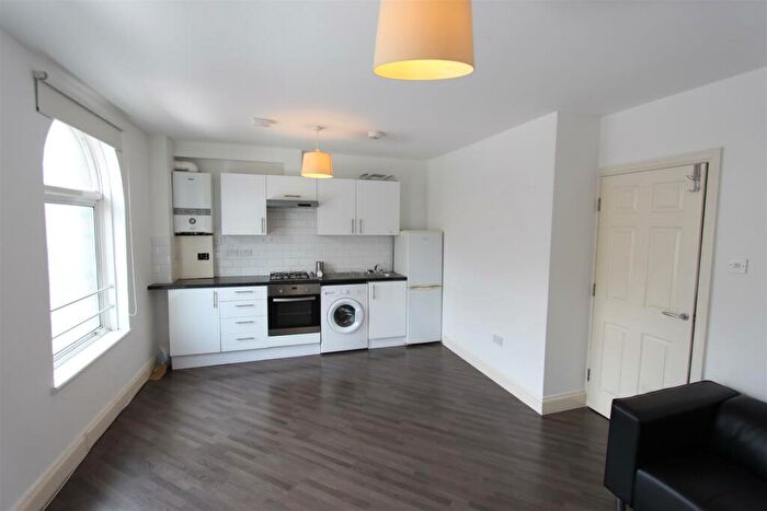 1 Bedroom Flat To Rent In Stroud Green Road, Finsbury Park, N4