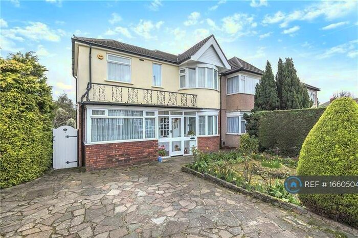 4 Bedroom Semi-Detached House To Rent In Kings Road, Harrow, HA2