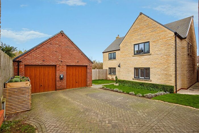 4 Bedroom Detached House For Sale In Greenfield Close, Waltham On The Wolds, Melton Mowbray, LE14
