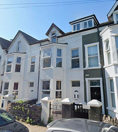 8 Bedroom House For Sale In College Road, Bangor, LL57