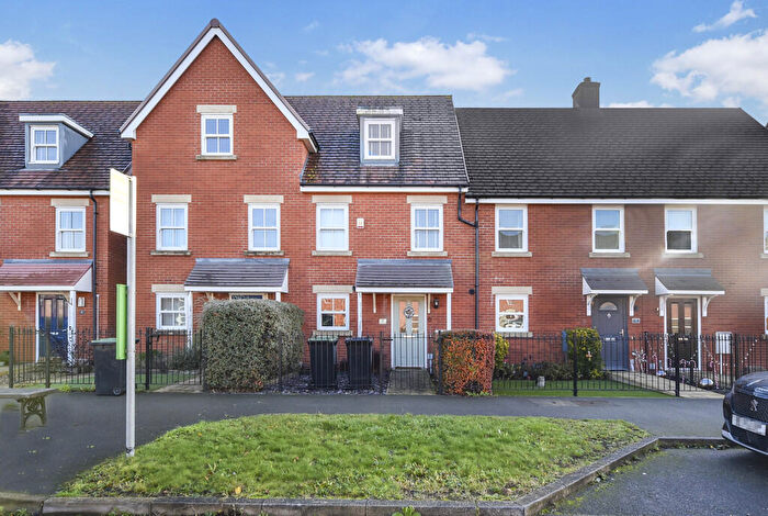 3 Bedroom Terraced House For Sale In Venus Avenue, Biggleswade, SG18