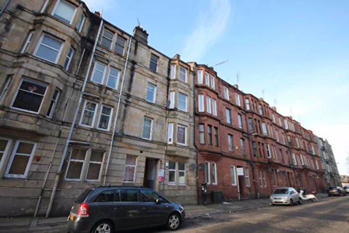 1 Bedroom Flat To Rent In Clarence Street, Paisley, PA1