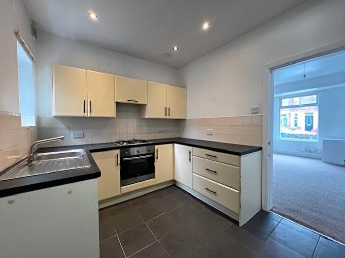 2 Bedroom Terraced House To Rent In Hereford Street, Hull, HU4