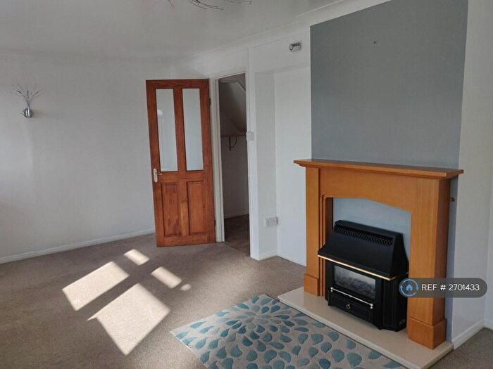 2 Bedroom Terraced House To Rent In Bettsland, West Cross, Swansea, SA3