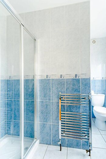 Studio To Rent In Welldon Crescent, Harrow, HA1