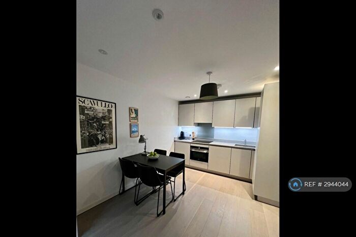 1 Bedroom Flat To Rent In St Clements Street, Winchester, SO23
