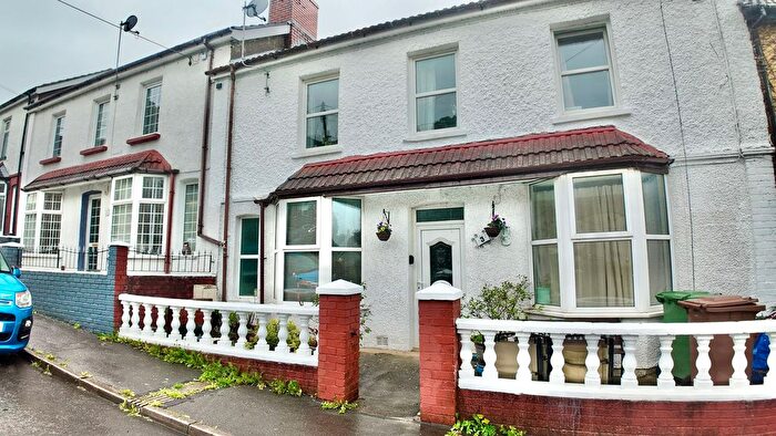 4 Bedroom Terraced House For Sale In Windsor Avenue, Newbridge, NP11