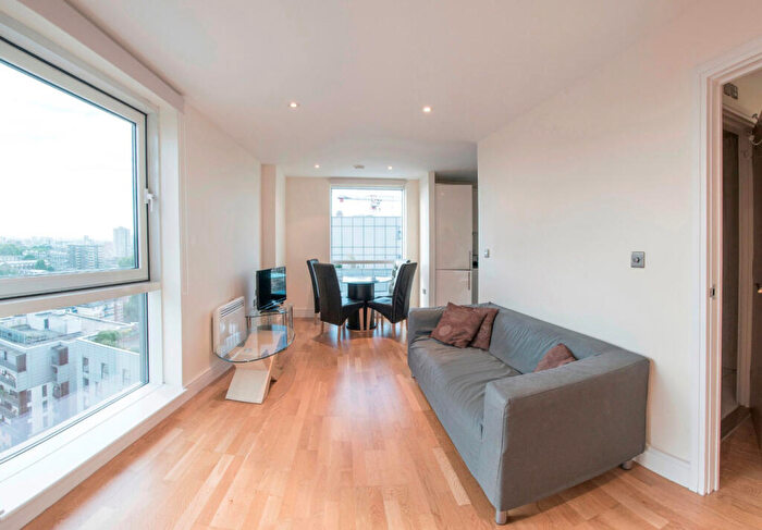 1 Bedroom Apartment To Rent In Preston's Road, London, E14