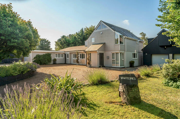 5 Bedroom Detached House For Sale In Chequers Hill, Doddington, Kent, ME9