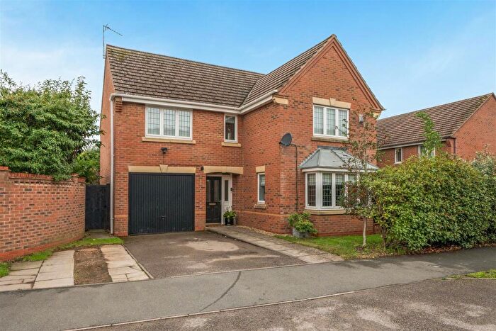 4 Bedroom Detached House For Sale In Pyke Way, Crick, Northamptonshire, NN6