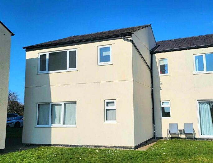1 Bedroom Flat For Sale In Glan Gors, Harlech, LL46