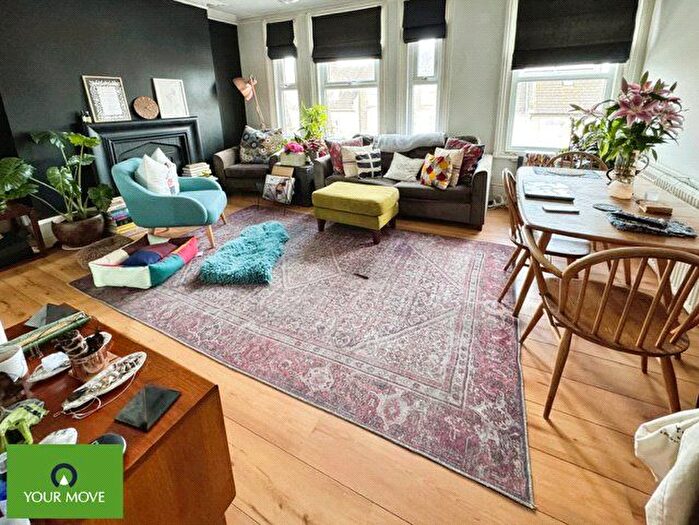 2 Bedroom Flat To Rent In Codrington Road, Ramsgate, Kent, CT11