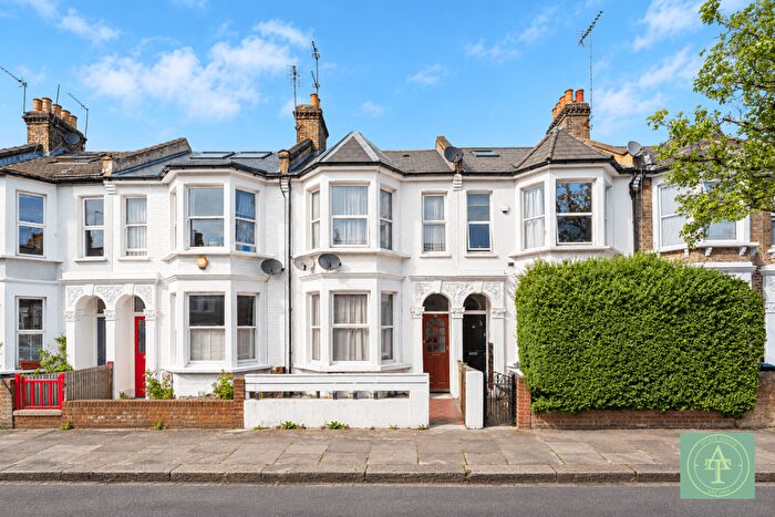 3 Bedroom Terraced House For Sale In Bedford Road, East Finchley, London, N2