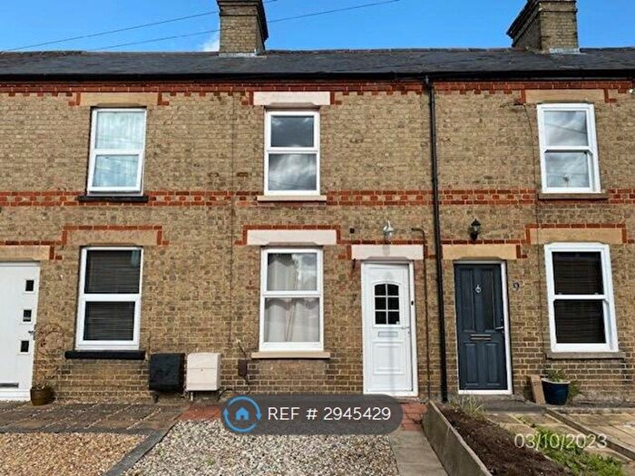 2 Bedroom Terraced House To Rent In Crosshall Road, St Neots, PE19