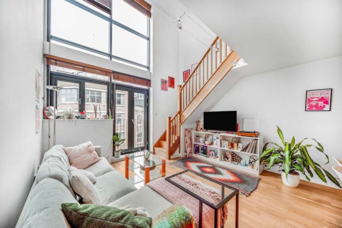 2 Bedroom Apartment To Rent In Curtain Road, London, EC2A