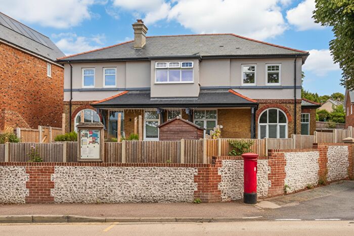 1 Bedroom Flat For Sale In 'railway Bell' Railway House, Kearney, Dover, Kent., CT16