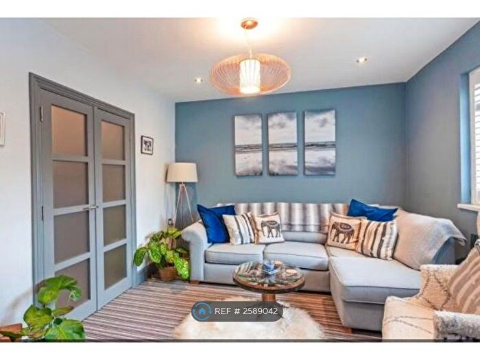 1 Bedroom Flat To Rent In Cobourg Road, London, SE5