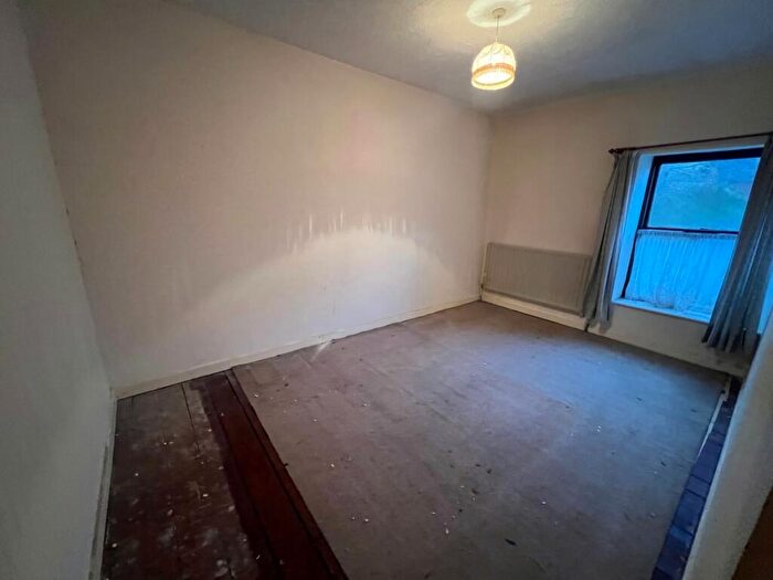 4 Bedroom Detached House For Sale In Brook Street Blaenrhondda - Treorchy, CF42