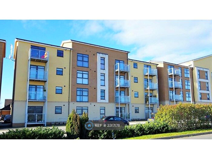2 Bedroom Flat To Rent In Charlton Boulevard, Patchway, Bristol, BS34