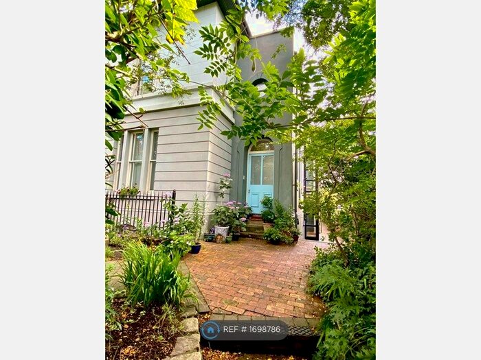 1 Bedroom Flat To Rent In Partridge Road, Cardiff, CF24