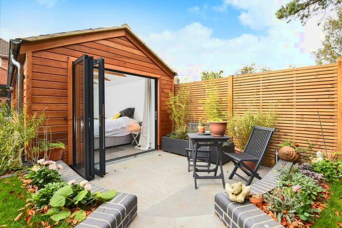 Apartment To Rent In Botley, Oxford, OX2