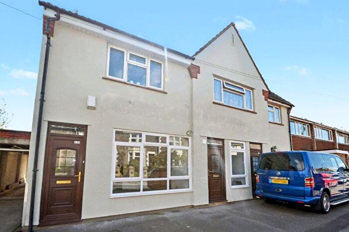 Studio To Rent In Kenn Road, Clevedon, BS21