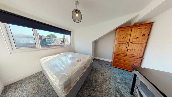 5 Bedroom Terraced House To Rent In Mayville Place, Hyde Park, Leeds, LS6