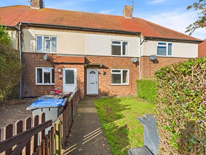 2 Bedroom Terraced House To Rent In The Warren, Hardingstone, NN4