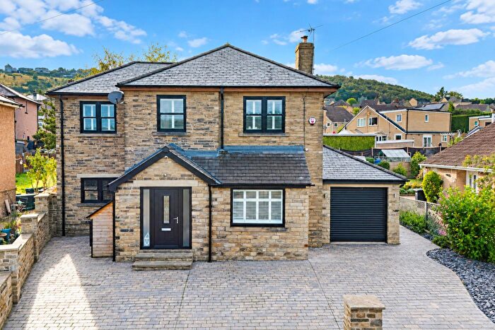 4 Bedroom Detached House For Sale In Lower Edge Road, Elland, HX5
