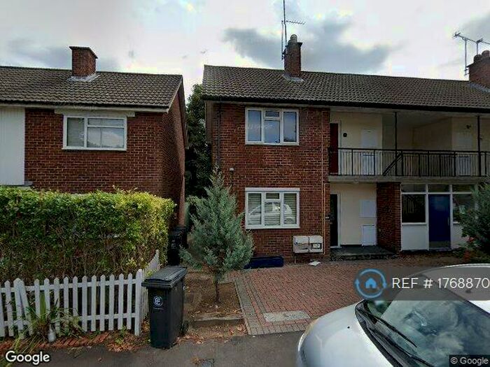 1 Bedroom Flat To Rent In High Road, Buckhurst Hill, IG9