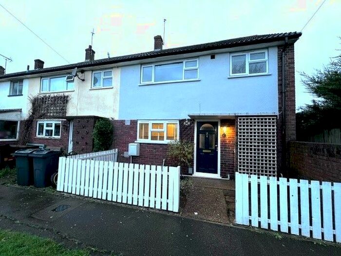 3 Bedroom Property To Rent In Fostall Green, Ashford, TN23
