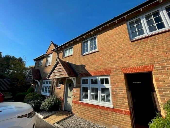 3 Bedroom Terraced House To Rent In Wove Road, Sittingbourne, ME10