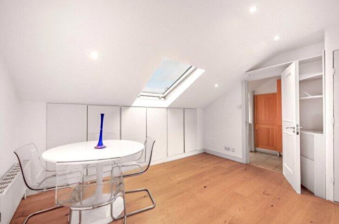 1 Bedroom Flat To Rent In Elsworthy Road, Primrose Hill, NW3