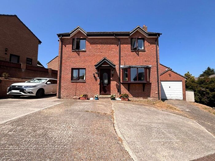 3 Bedroom Detached House For Sale In Hornbeam Close, Newport, Isle Of Wight, PO30