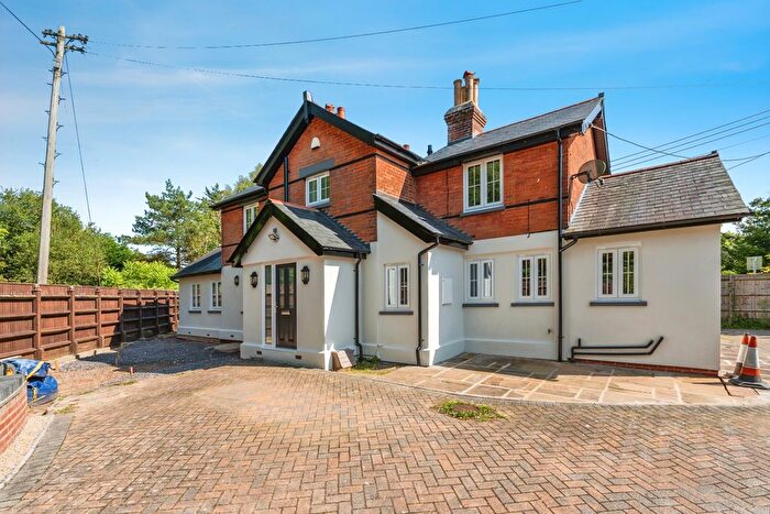 2 Bedroom Semi-Detached House For Sale In Lyndhurst Road, Ashurst, Southampton, Hampshire, SO40