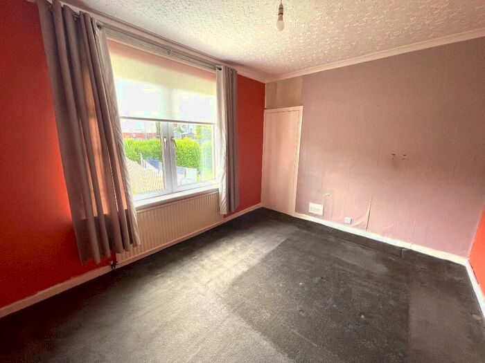 2 Bedroom Flat To Rent In Arnott Drive, Coatbridge, North Lanarkshire, ML5