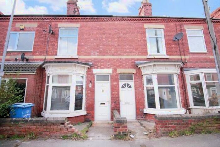 2 Bedroom House To Rent In King Street, Worksop, S80
