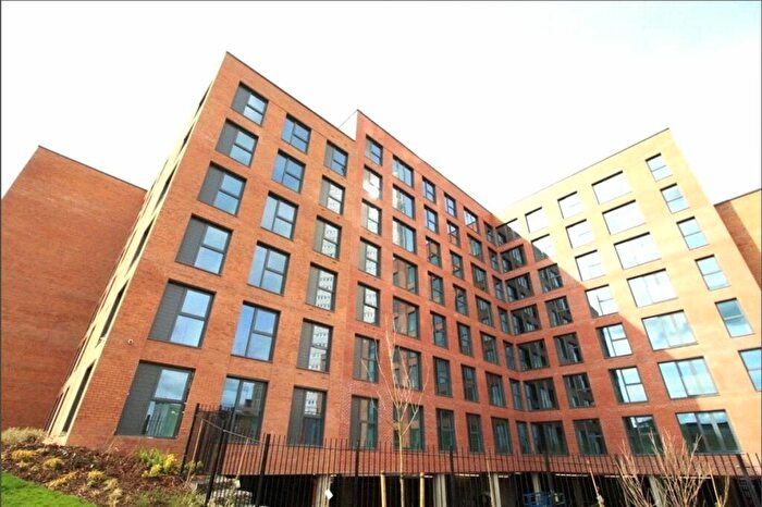 2 Bedroom Apartment To Rent In Axium, Windmill Street, Birmingham, B1