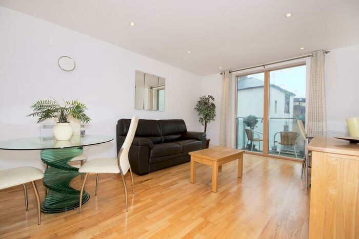 1 Bedroom Apartment To Rent In Oxford Castle, City Centre, OX1